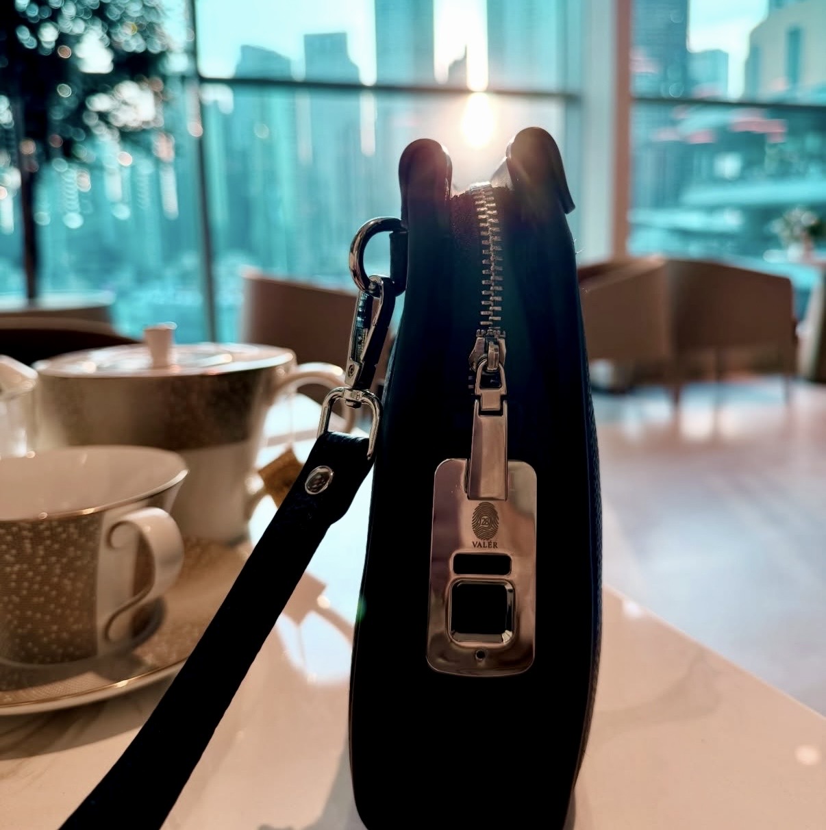 28 VALÉR leather bag 3